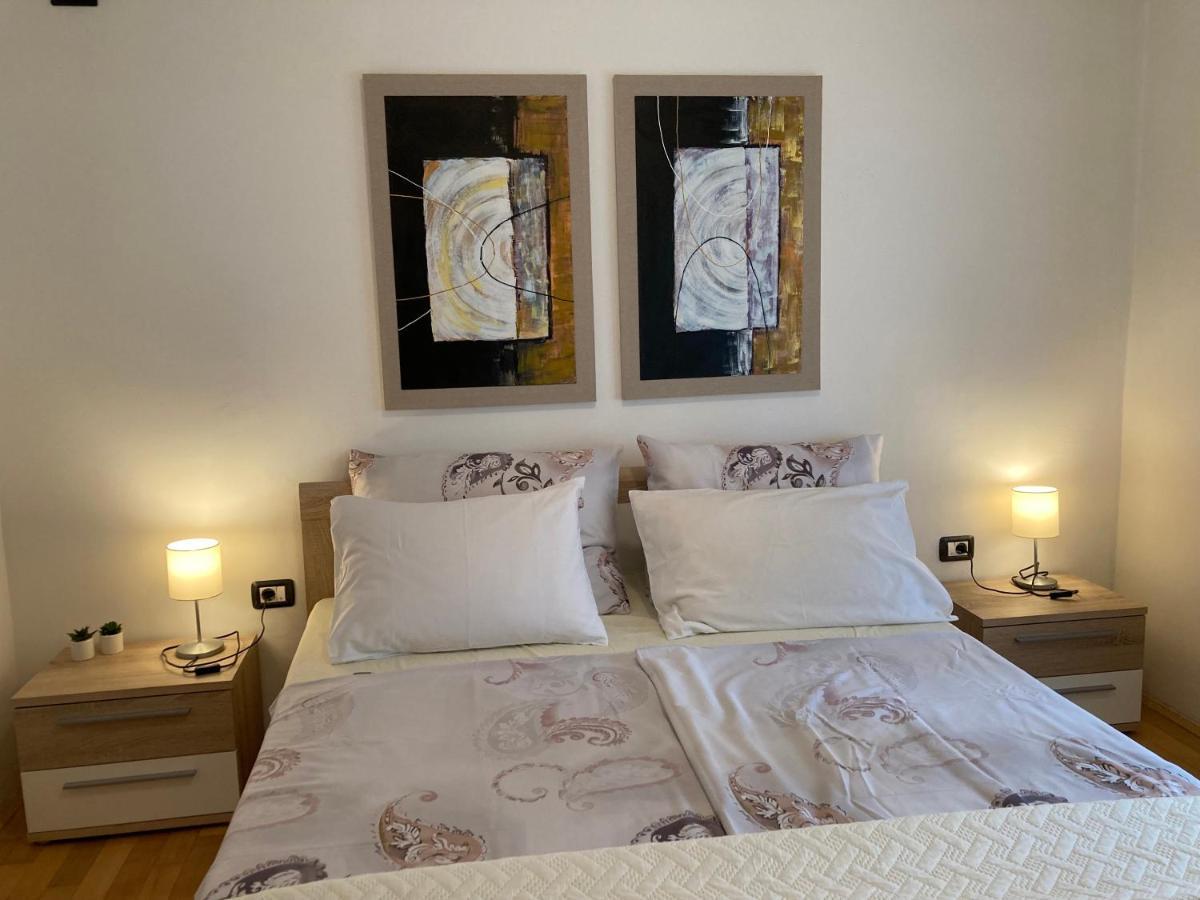 Apartments Bonvenon2Center Πούλα Εξωτερικό φωτογραφία
